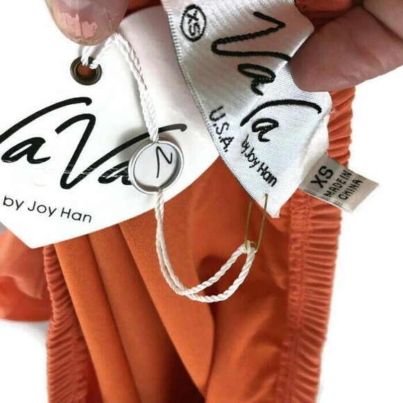 VaVa by Joy Han Size XS Chiffon Top Open Shoulder Floral Embroidery NWT Crochet - Picture 7 of 7